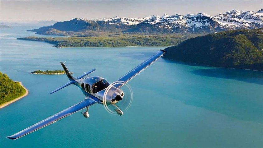 General aviation aircraft in flight, representing IAOPA's worldwide affiliate community.